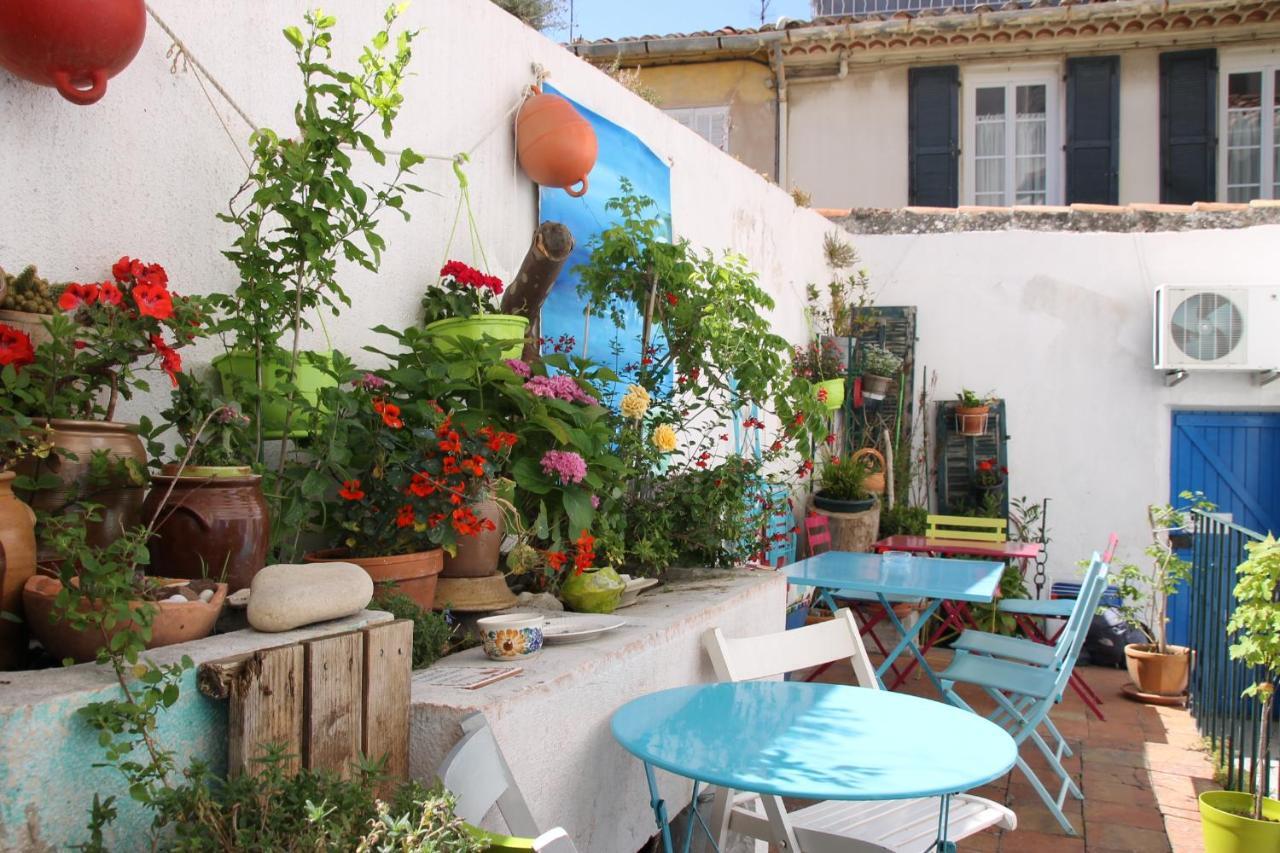 卡西斯 Au Petit Chez Soi旅舍 外观 照片